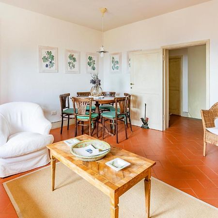 2 Bedroom Lovely Home In Loro Ciuffenna Exterior foto